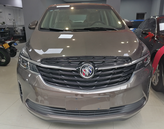 别克gl8丐版那提车 别克gl8乞丐版提车价格