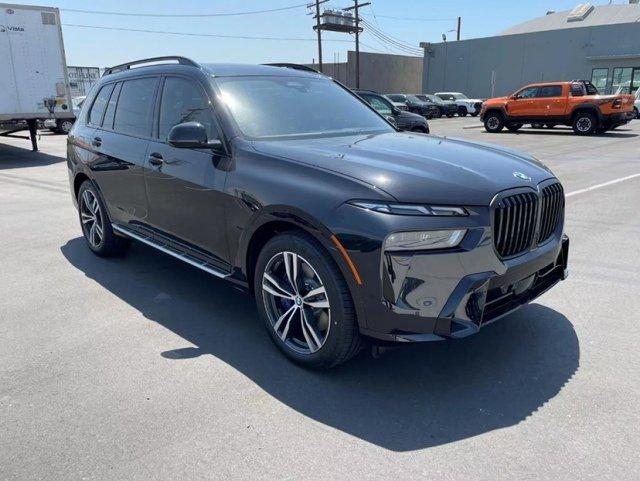 宝马q7 宝马x7多少钱2022款落地价