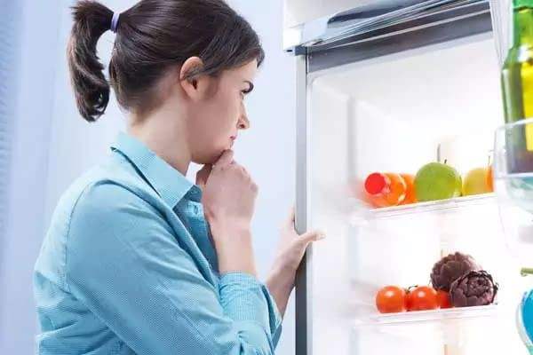 冰箱怎么快速除异味 冰箱怎么快速除异味视频