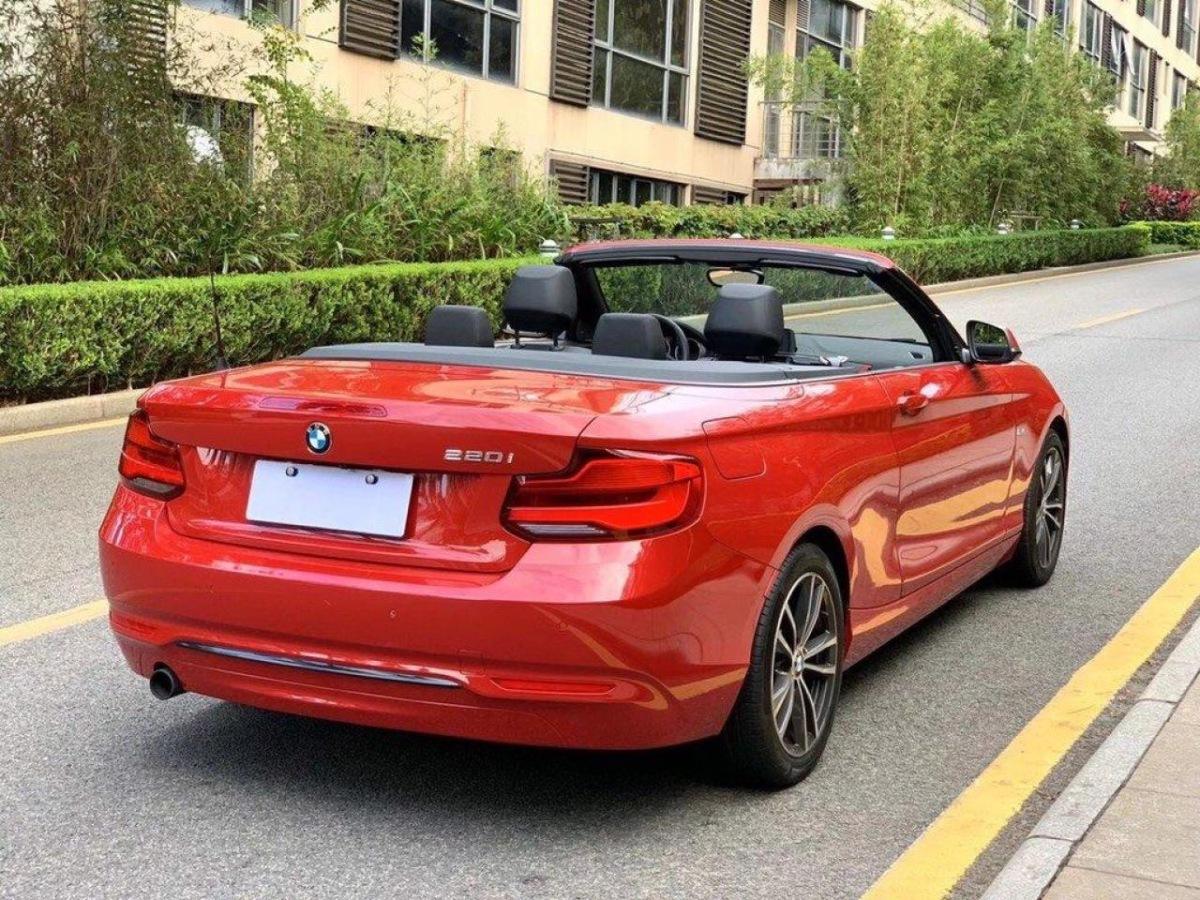 宝马红色敞篷 宝马红色敞篷跑车