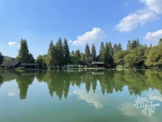 西湖在杭州哪里 西湖在杭州哪里?