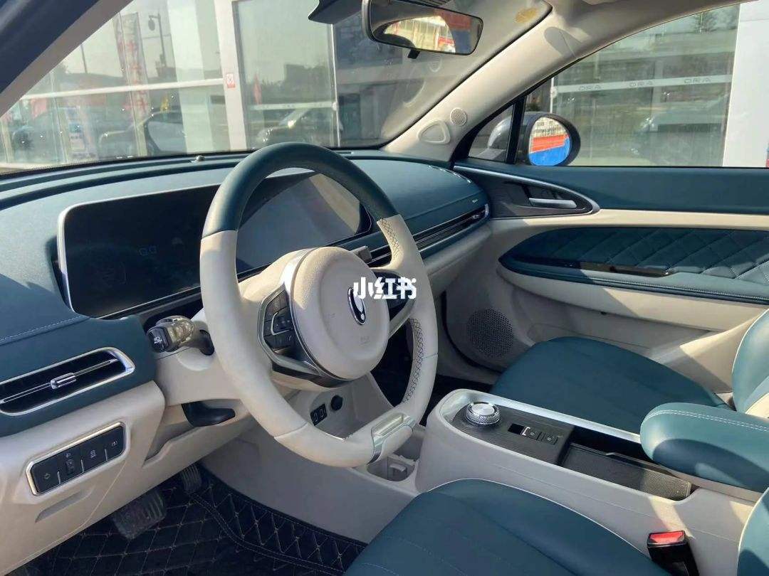 欧拉好猫开门车窗 欧拉好猫怎么开天窗