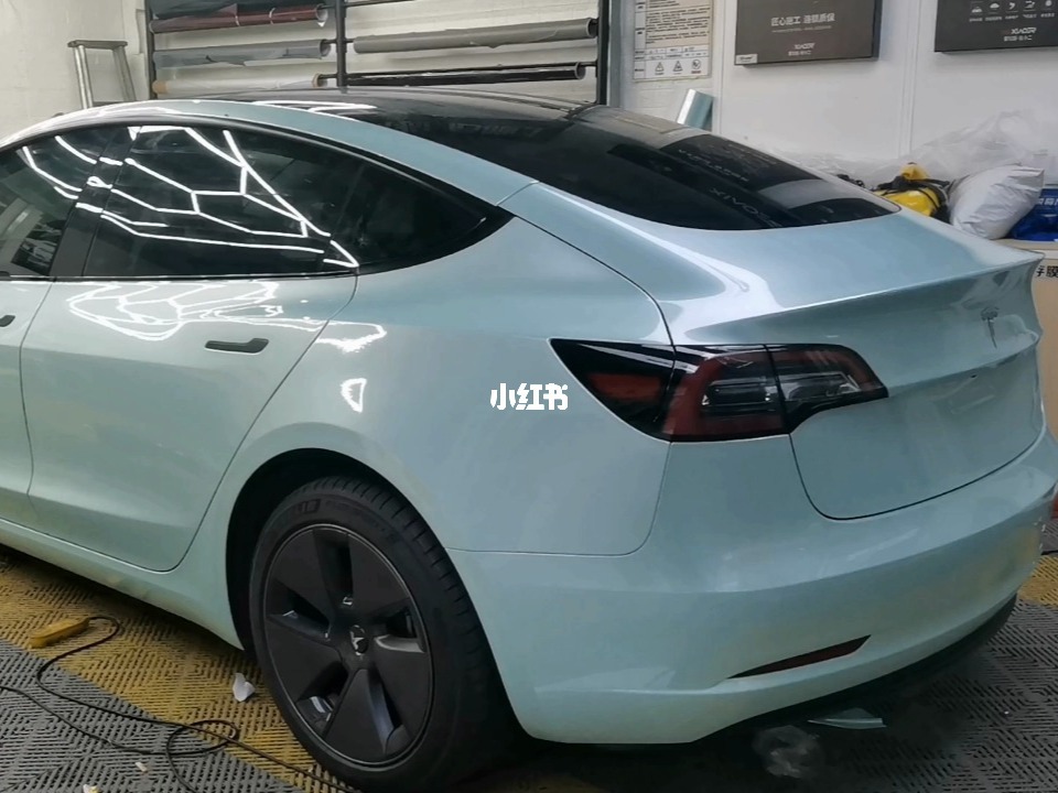 马卡龙月光玉model3 马卡龙月光玉贴膜要的多少钱
