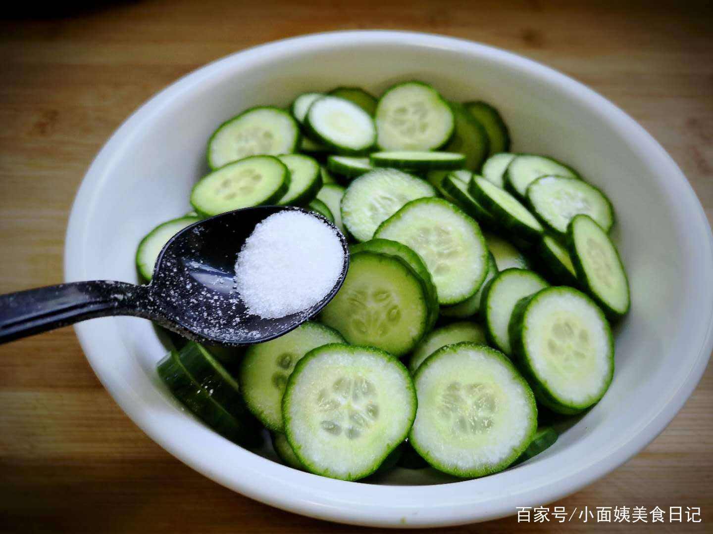 黄瓜片泡醋减肥效果好 醋泡黄瓜能减肥吗?什么时间吃好