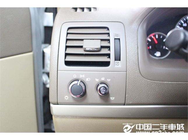 旧款别克gl8怎么开车门 老款gl8车门锁了如何外面开