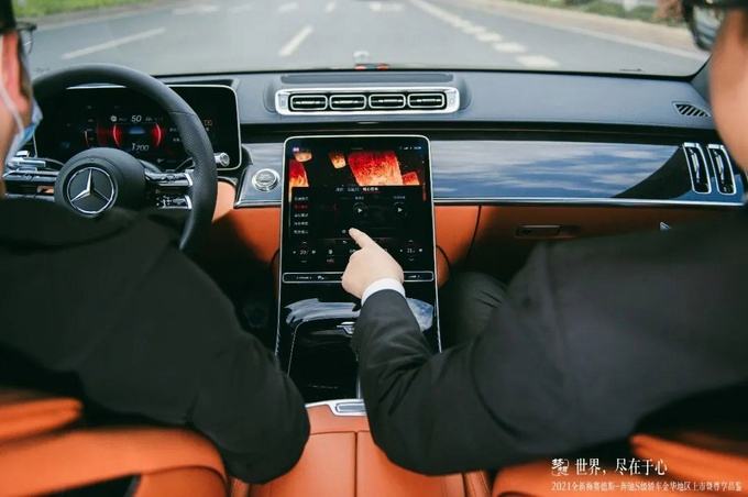 梅赛德斯主驾驶图片 恭喜您成为梅赛德斯车主 梅赛德斯主驾驶图片 恭喜您成为梅赛德斯车主