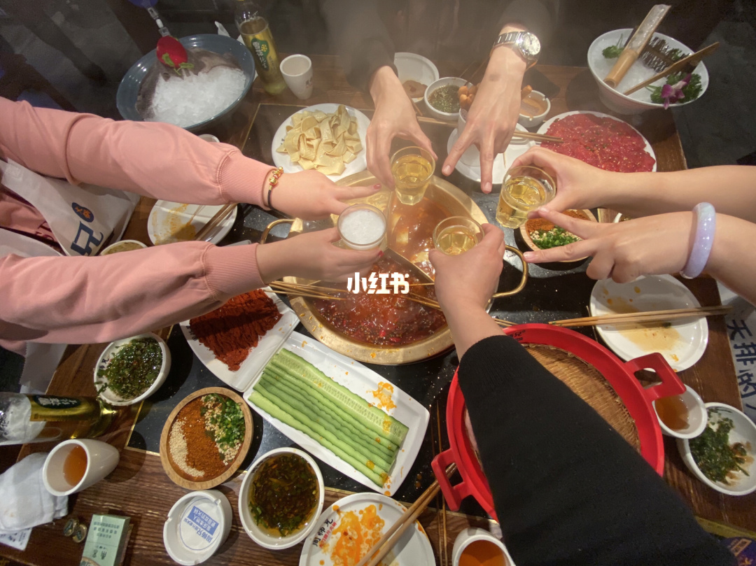 重庆吃火锅 重庆吃火锅的经典句子