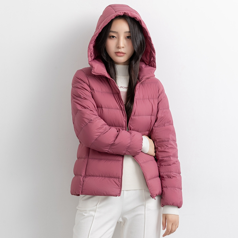 女士连帽轻薄羽绒服 女士连帽轻薄羽绒服品牌