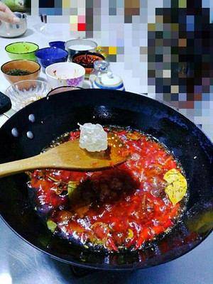 熬制火锅底料 熬制火锅底料放盐吗