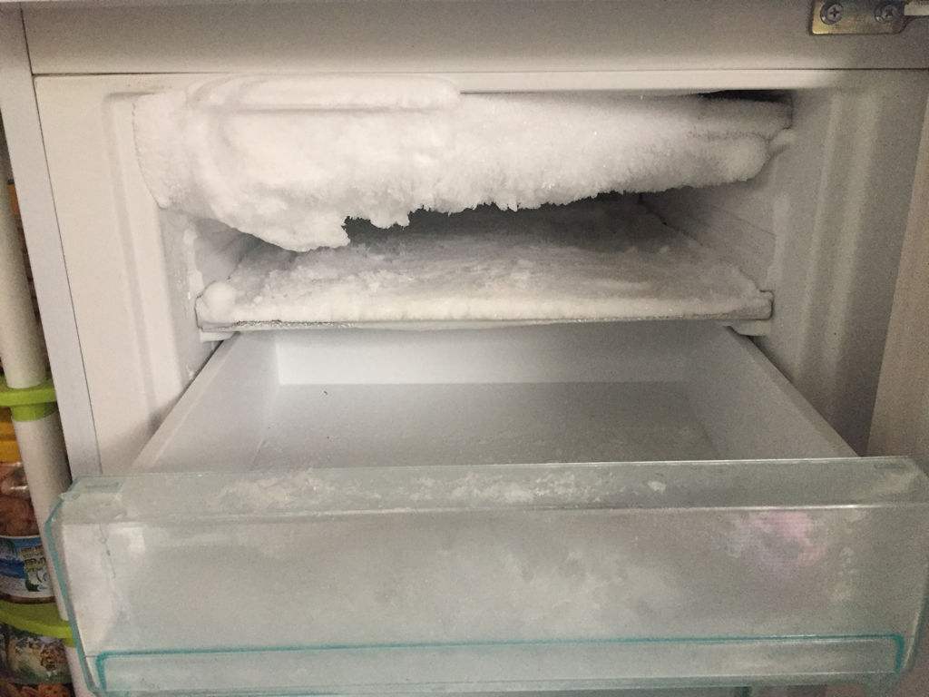 海尔冰箱结冰 海尔冰箱结冰严重是什么原因