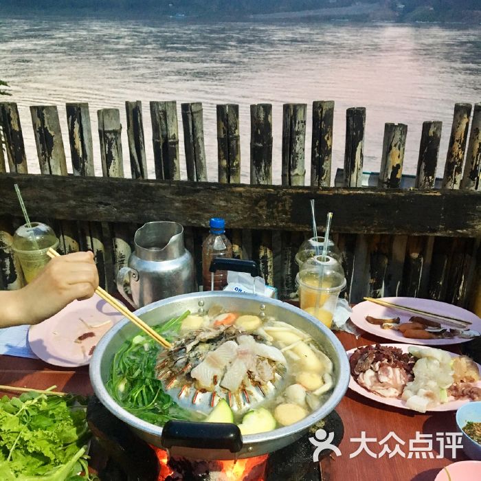 老挝火锅 老挝火锅蘸酱怎么做