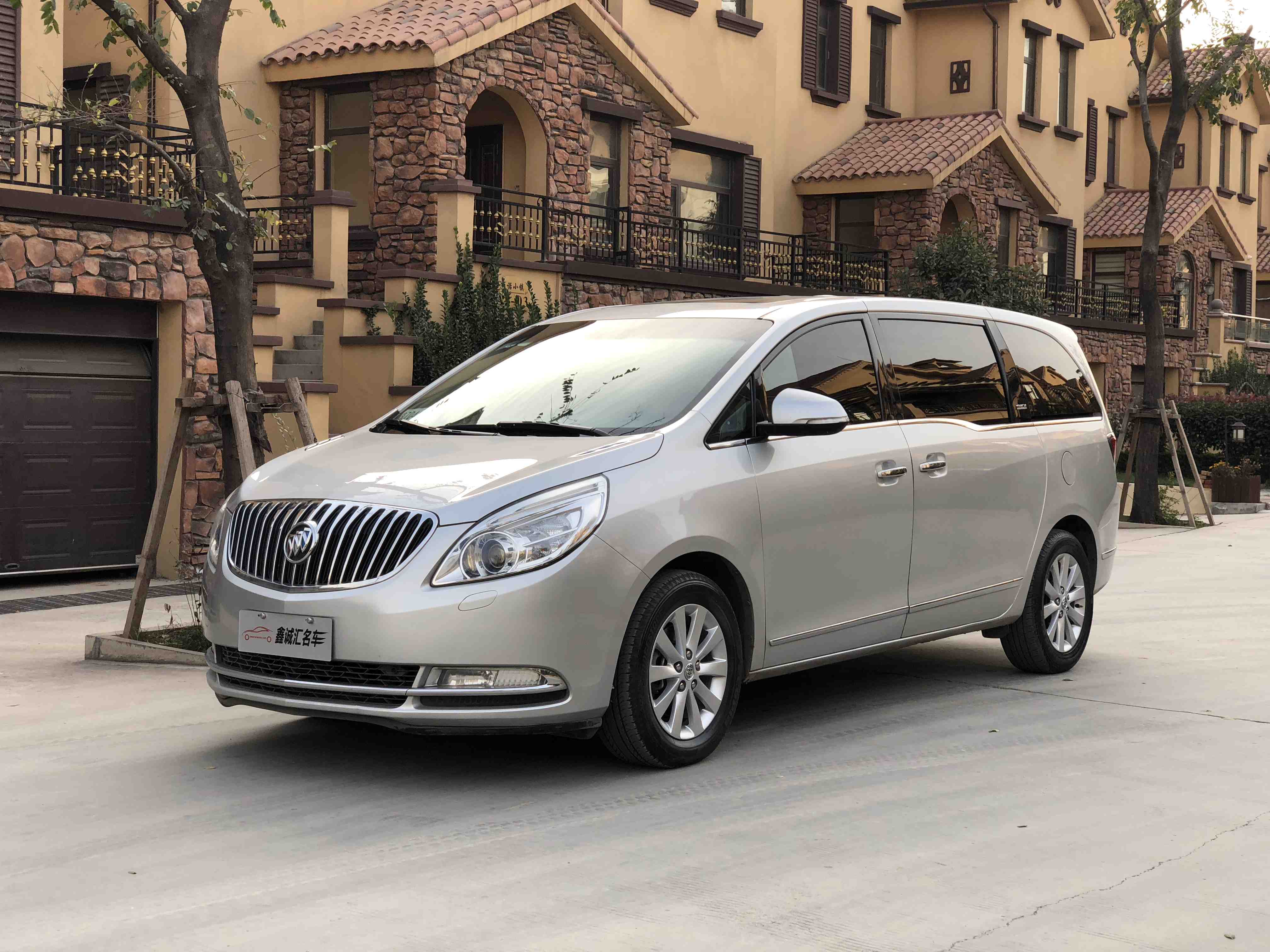 别克gl8怎么选型号 别克gl8怎么选型号视频