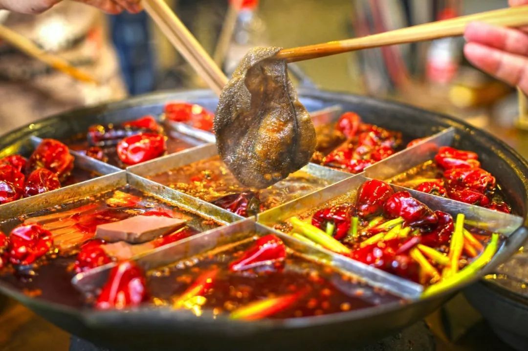重庆百人火锅 重庆百人火锅介绍