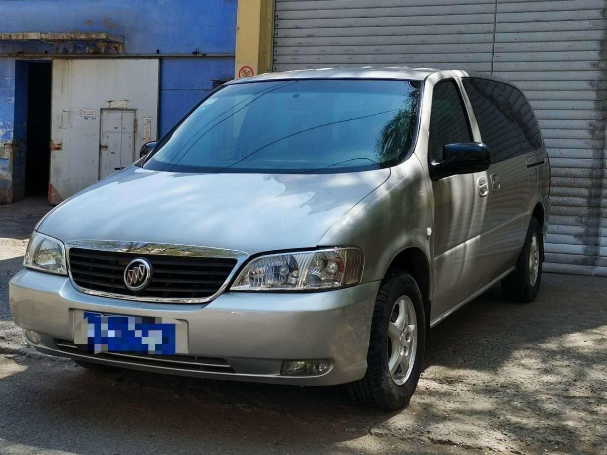 2008的别克gl8 2008的别克商务GL8 多少个油