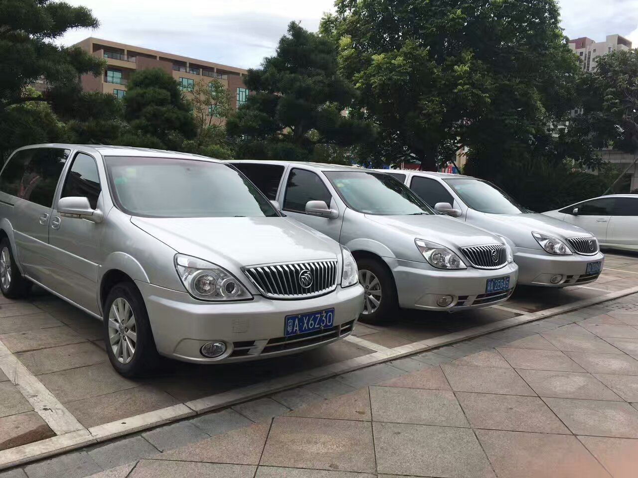 别克gl8几人座 别克gl8几座能坐几个人