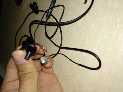手机耳机一边没声音怎么修 手机耳机一边没声音怎么修理