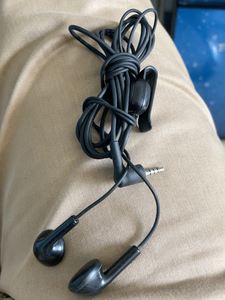正常耳机线多长 耳机线一般有多长