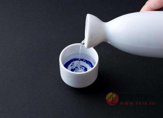 白酒可以消毒不 白酒消毒不疼是不是假酒