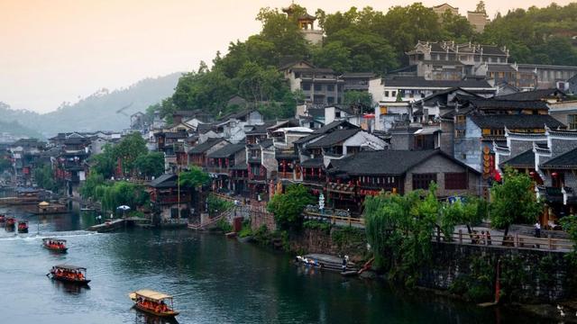 十一放假旅游去哪里玩 十一放假旅游去哪里玩合适