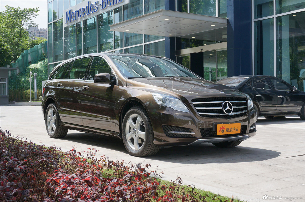 奔驰r320什么时候换代 奔驰r320什么时候换代最好