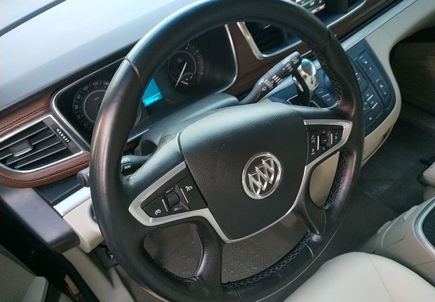 别克gl8跑高速 别克gl8跑高速稳吗