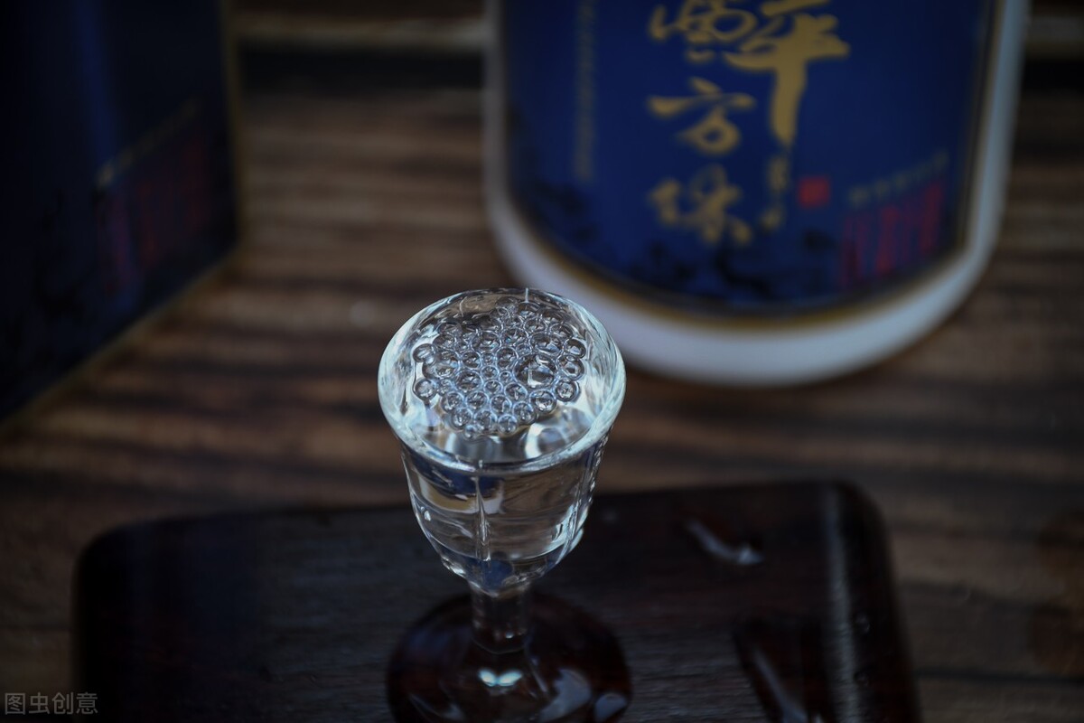 白酒喝半斤 什么白酒比较好喝