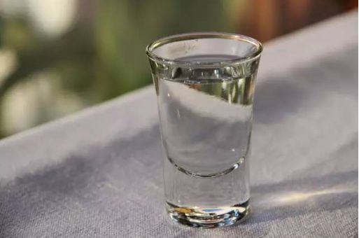 喝白酒出汗 喝白酒出汗是不会喝醉吗