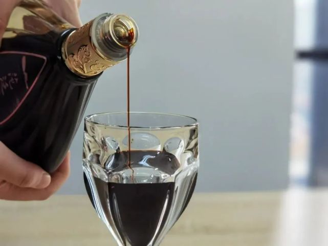 来月经喝白酒好吗 来月经喝白酒好吗?