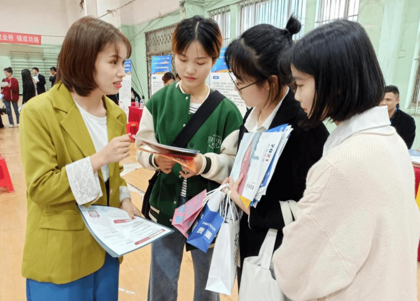 大学生做销售 大学生做销售的多吗