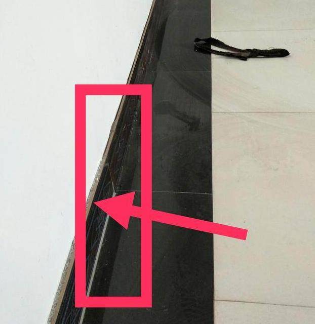 瓷砖踢脚线暗贴 瓷砖踢脚线暗贴要留出墙面多少