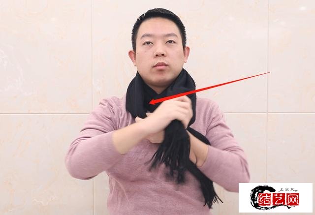 大围巾的各种围法图解 大围巾的各种围法图解男