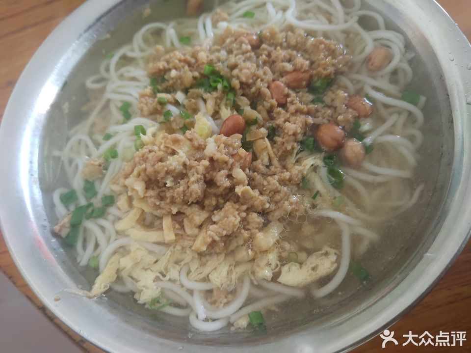 生炸米粉 生榨米粉手工压榨机