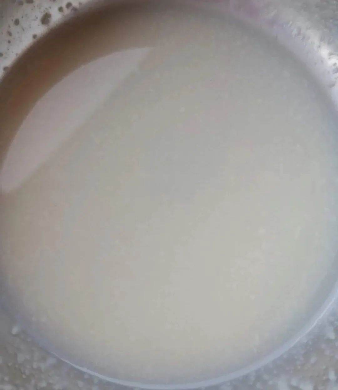 第一次冲米粉多少水 婴儿第一次冲米粉用多少度水 冲多少量米粉