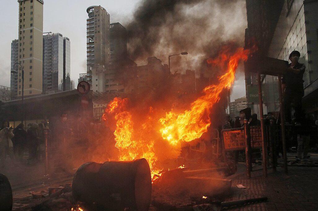 香港暴乱为什么不抓 香港这么乱为什么不抓