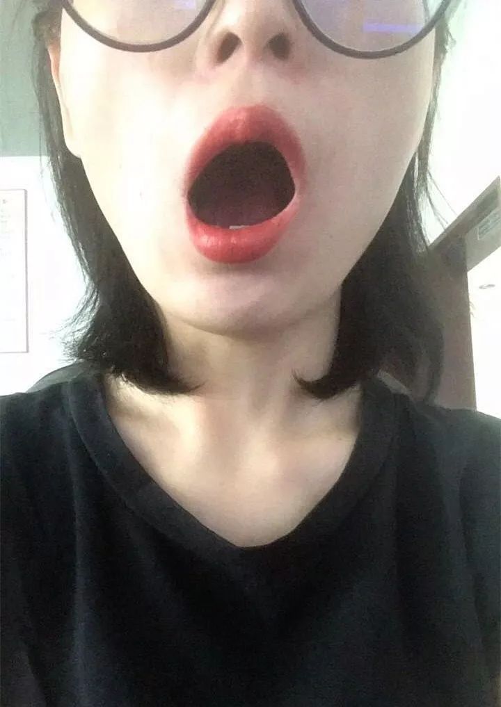 嘴巴突然说话歪了为什么 突然嘴巴歪说话不清楚,应急方法
