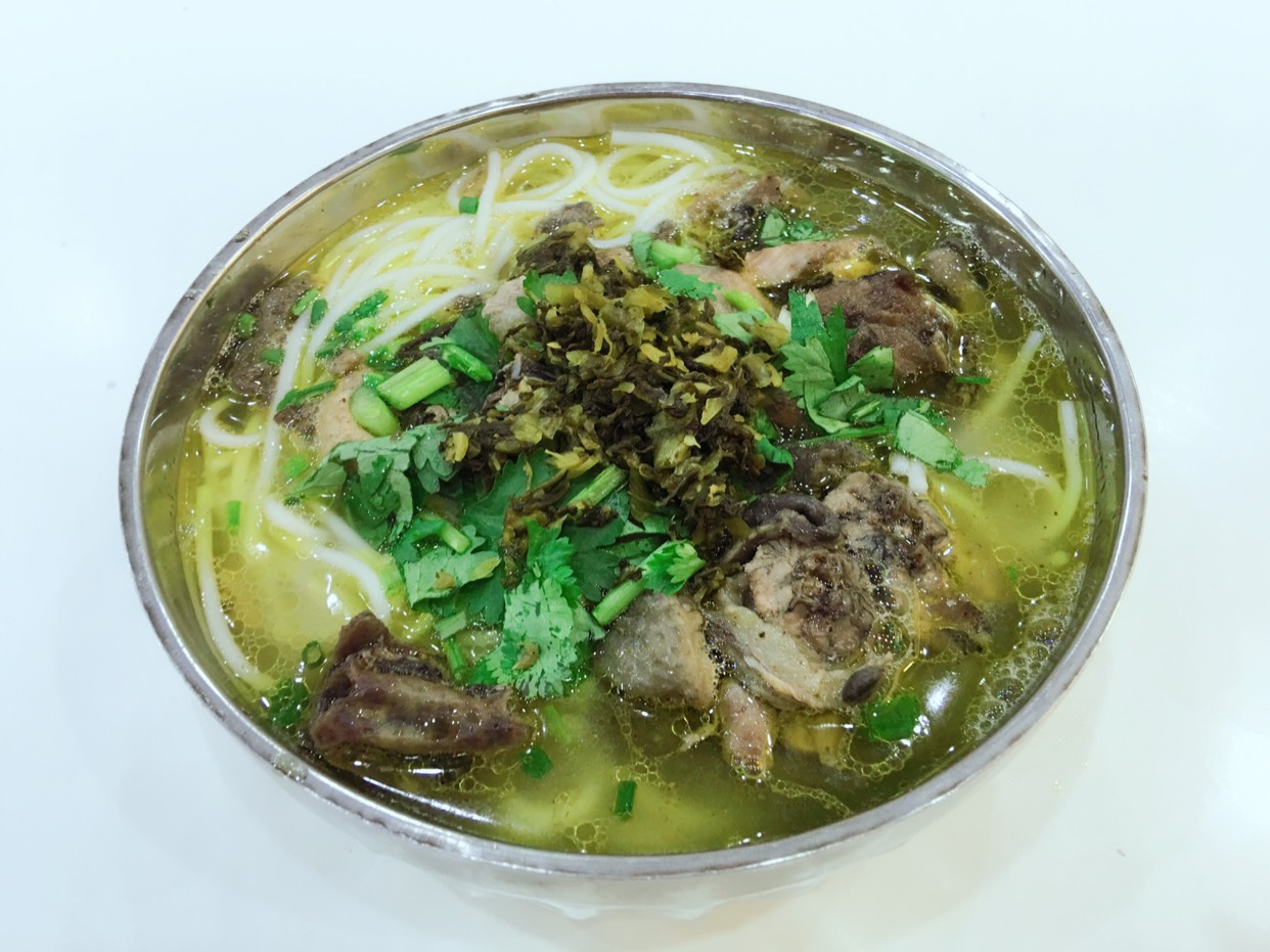 文山土鸡米线怎么做 文山麻辣鸡米线的制作方法