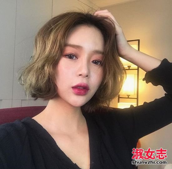 处女座的女生短发烫发 处女座短头发扎什么辫子最好看