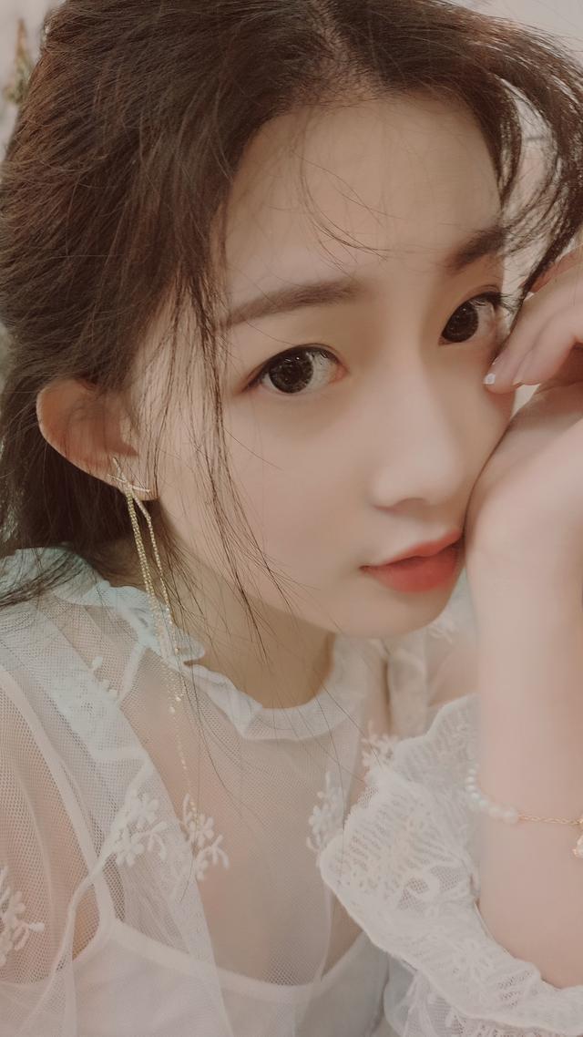 处女座女生摸你脸 处女座女生摸你脸什么意思