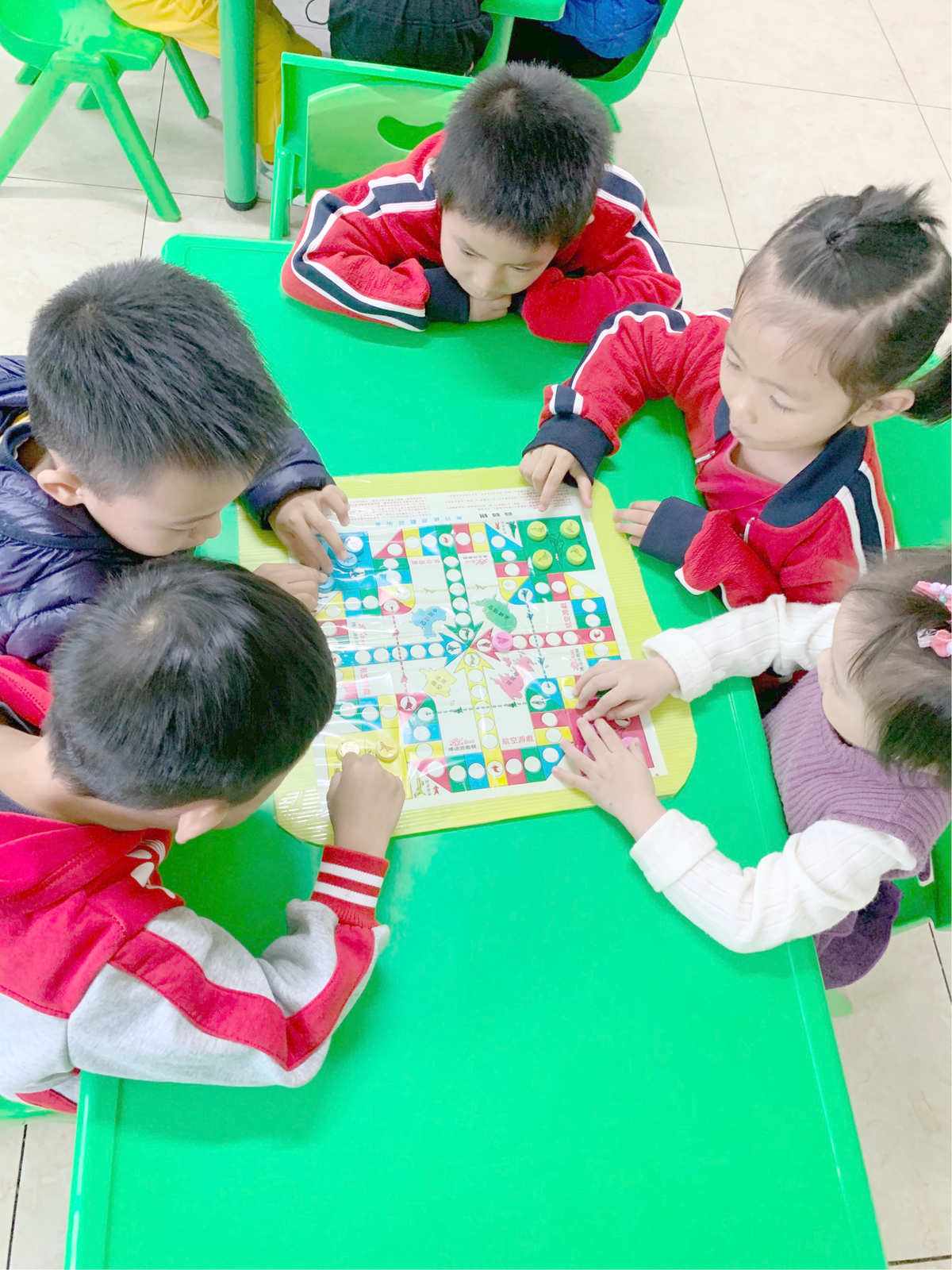 我要看折叠飞行棋怎么玩 我要看折叠飞行棋怎么玩