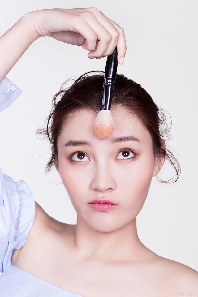老手化妆的正确步骤顺序 老手化妆的正确步骤顺序是 老手化妆的正确步骤顺序 老手化妆的正确步骤顺序是