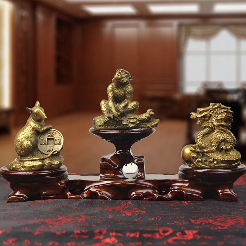 老鼠跟龙合不合财(属老鼠的和属龙的合不合财)